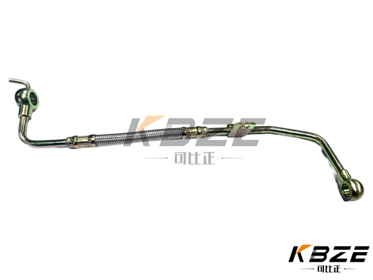 Le remplacement du tuyau d'admission du turbocompresseur KOBELCO VH15407E0110