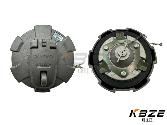 HYUNDAI 32M9-02130 32M902130 Cap de réservoir de carburant / Cap de remplissage de carburant avec 2 clés Remplacement pour excavateur R140 R145 R160 R180 R210