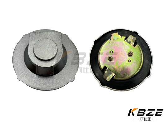 HYUNDAI E131-1038 Cap de réservoir de carburant / Cap de remplissage de carburant avec 2 clés Remplacement pour excavateur R55-7 R80-7 R110-7 R140LC-7 R160-7